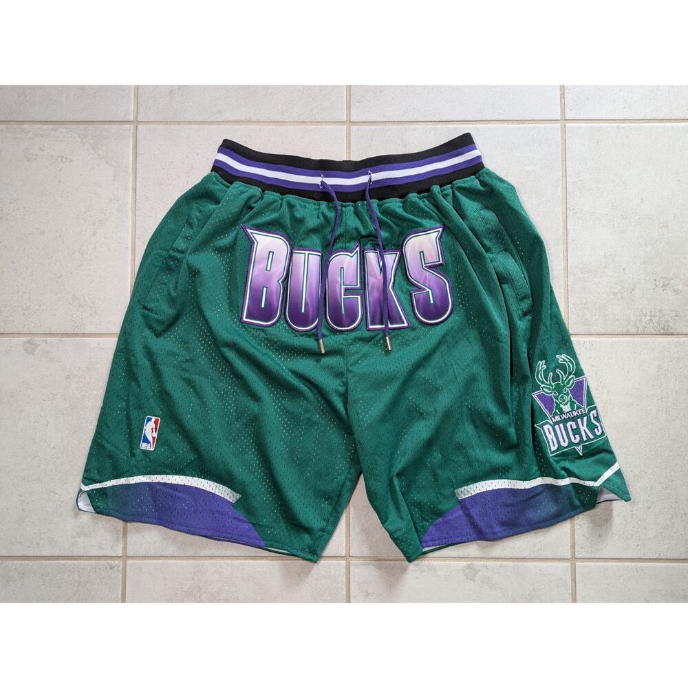 Just Don Men's XL Milwaukee Bucks Basketball Shorts 95-96 Vintage NBA Green